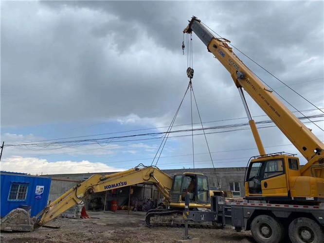 萧县25吨吊车的工作半径是多少？